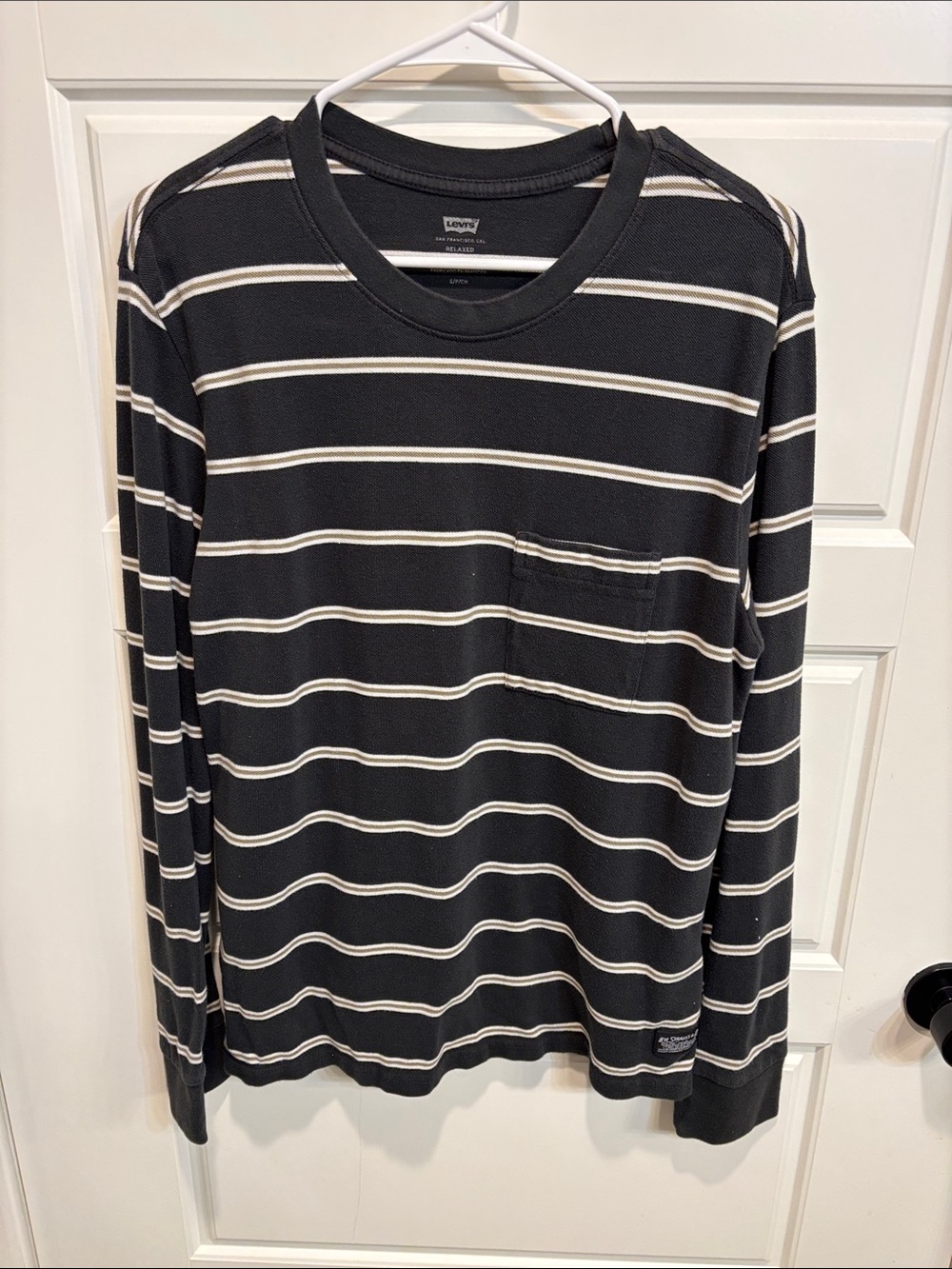 Levi's Charcol Long Sleeve Striped Pocket Tee
